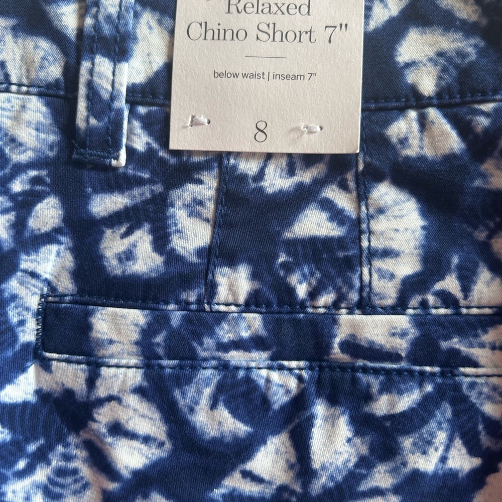 Talbots Blue and White Tie-Dye Chino Shorts size 8 NWT - Picture 5 of 10